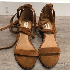 Just don’t need them. Only worn a couple times.